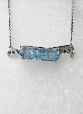 Collier nr2531