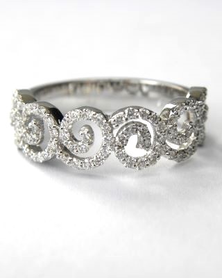 Ring nr2685